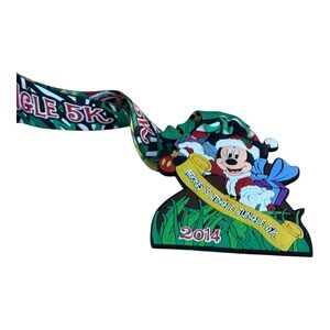 2014 Run Mickey's Jingle Jungle 5K Lanyard Animal Kingdom Lanyard